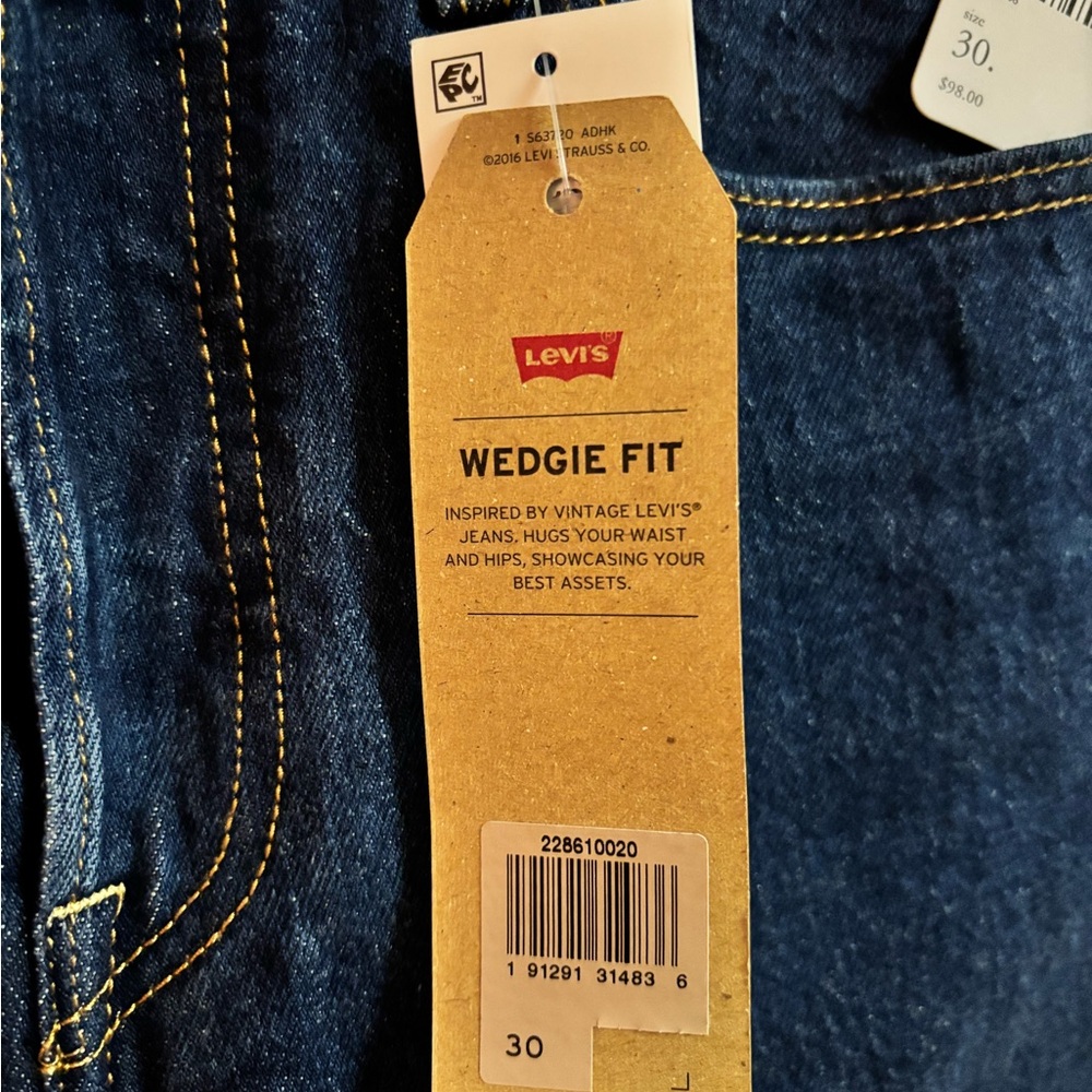 Levi’s High Rise Wedgie Straight Leg size 30 - Picture 8 of 10